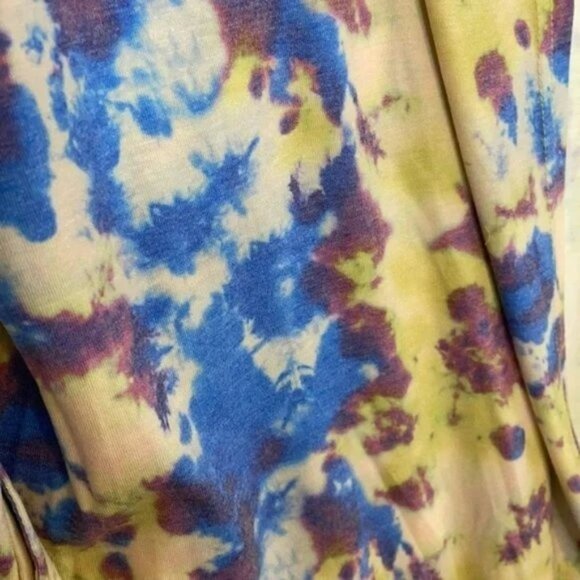 Lucky & Blessed Duster with Pockets, Blue Yellow and Purple Tie Dye, NWT 2X - Picture 4 of 9
